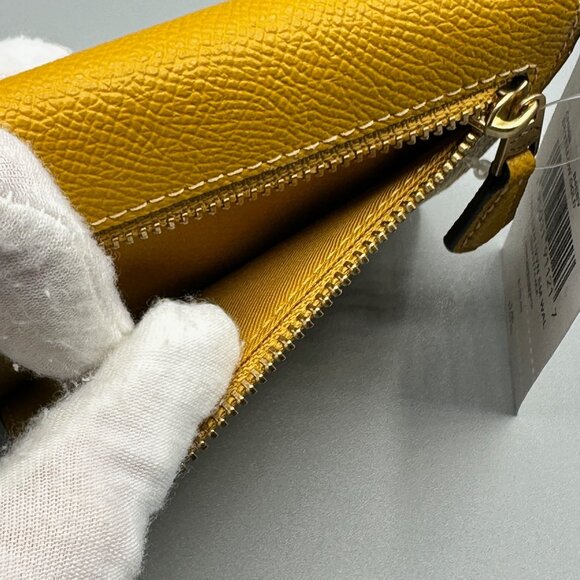 Coach CH808 Yellow Gold Wyn Small Crossgrain Leather Envelope Wallet NWT - Picture 8 of 16